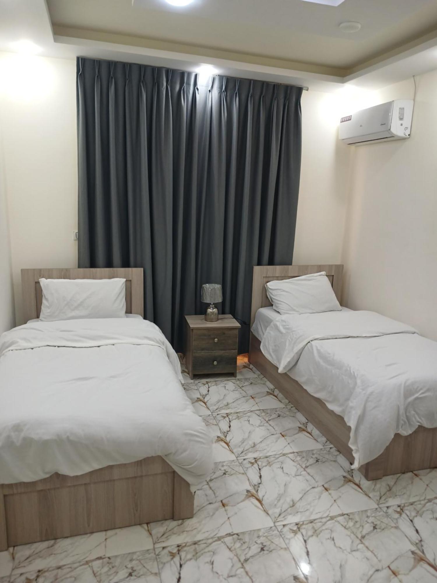 Dream House Hotel Jarash Exterior photo