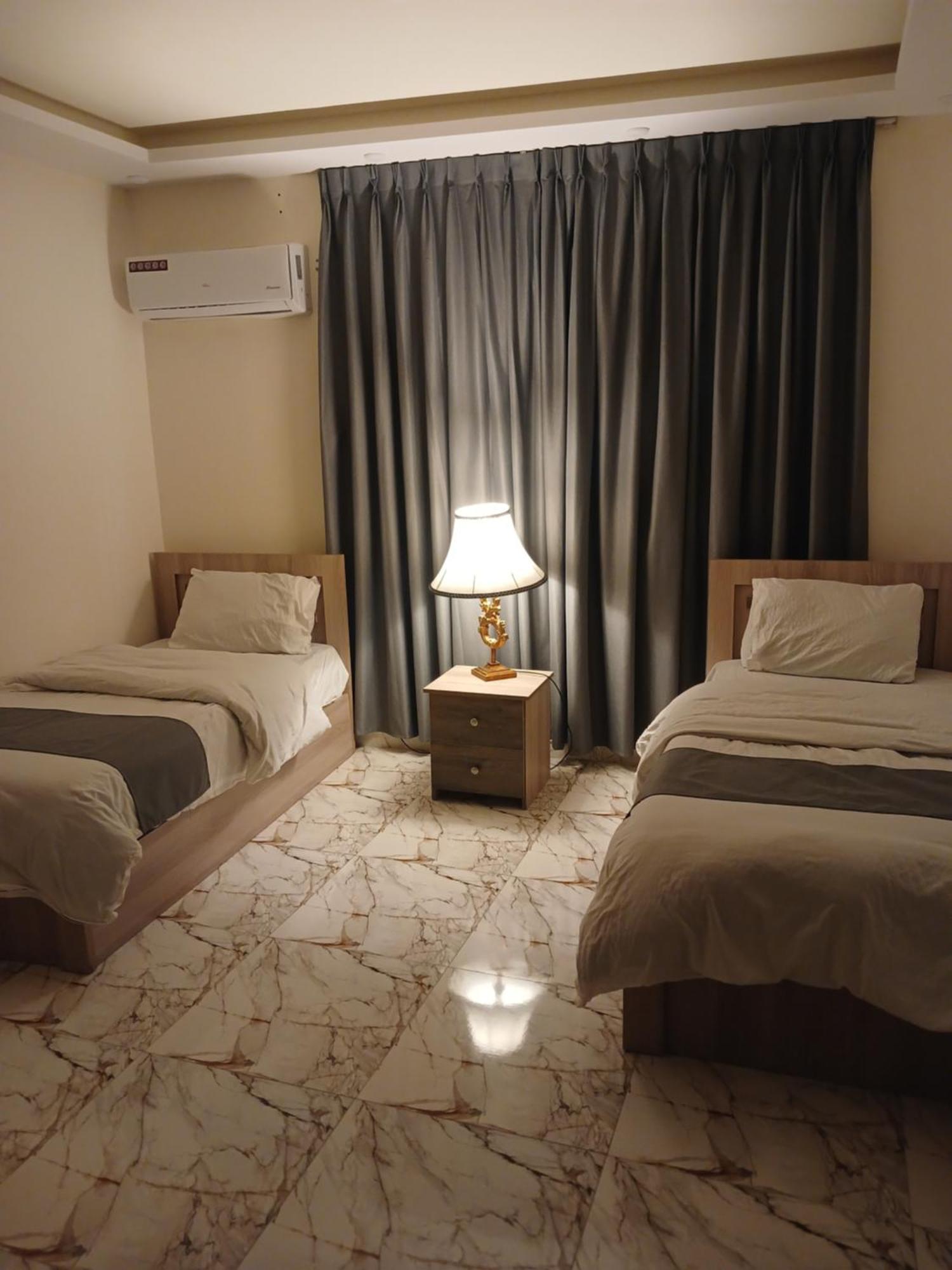 Dream House Hotel Jarash Exterior photo