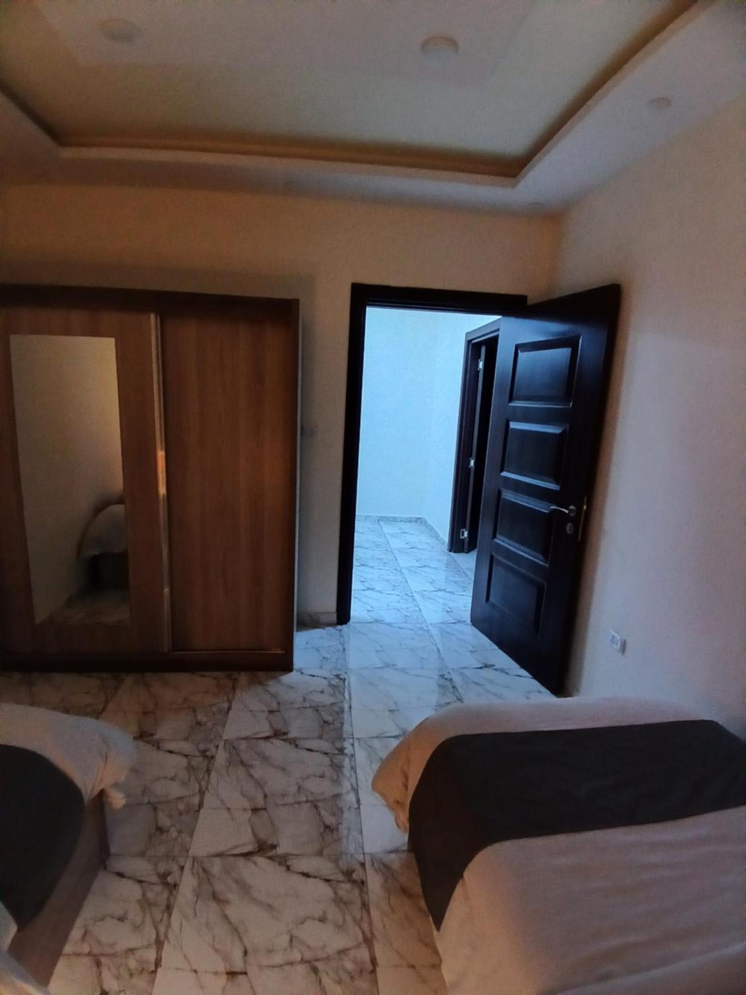 Dream House Hotel Jarash Exterior photo