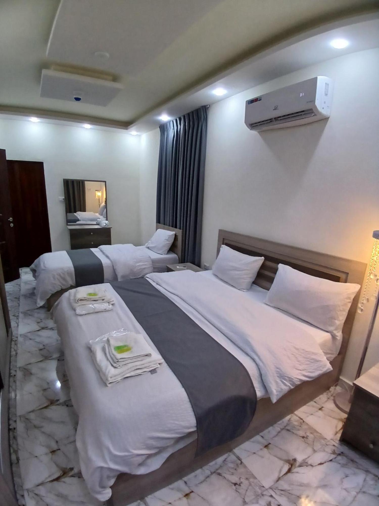 Dream House Hotel Jarash Exterior photo
